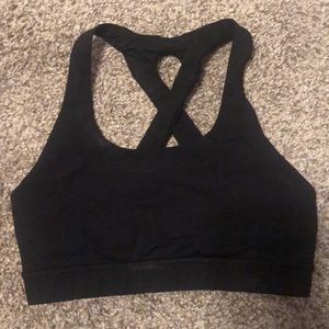 Black lululemon sports bra